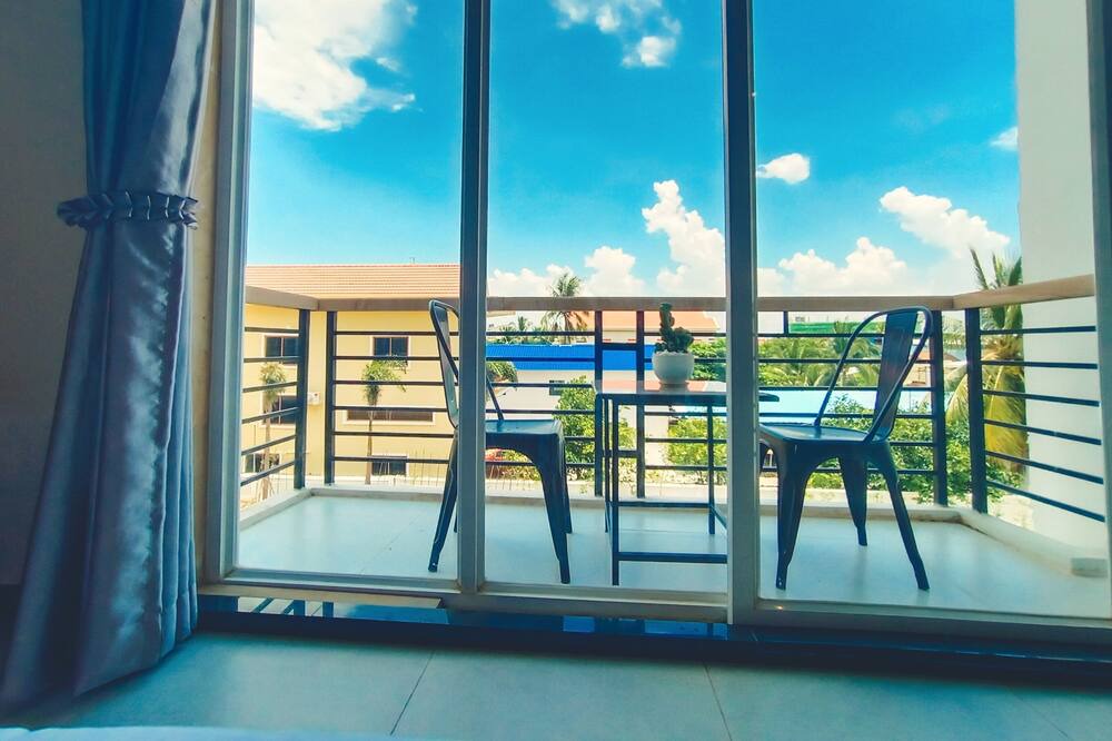 Photo of Patio Balcony in Ta Khmau