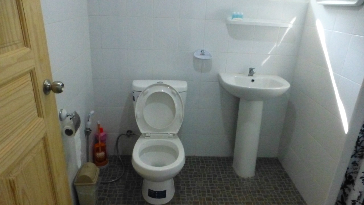 Photo of Bathroom in Phen