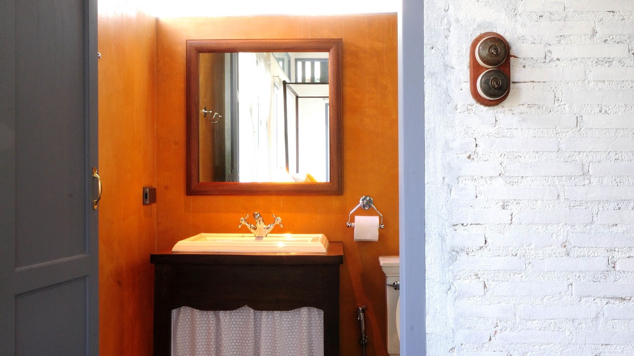 Photo of Bathroom in Wat Bowon Niwet