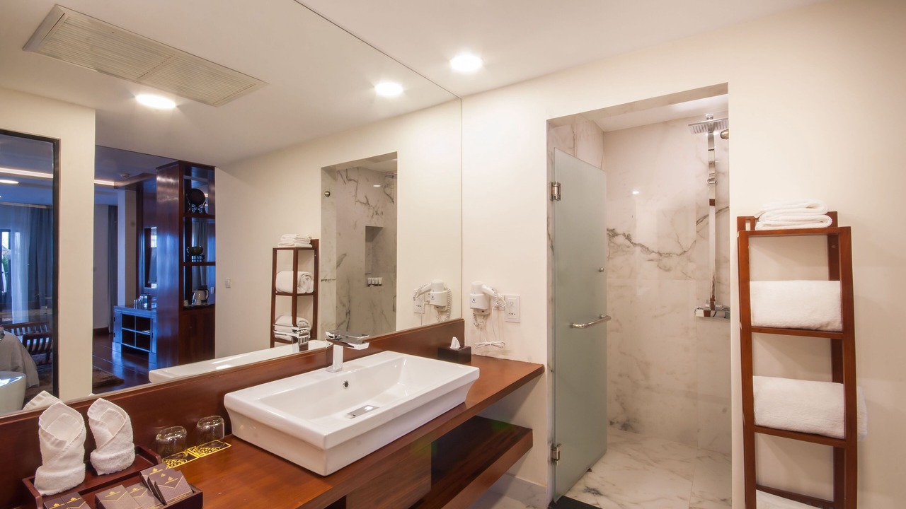 Photo of Bathroom in Sangkat Sla Kram