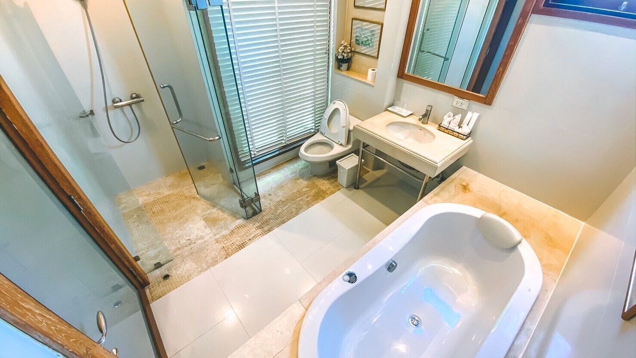 Photo of Bathroom in Saen Suk