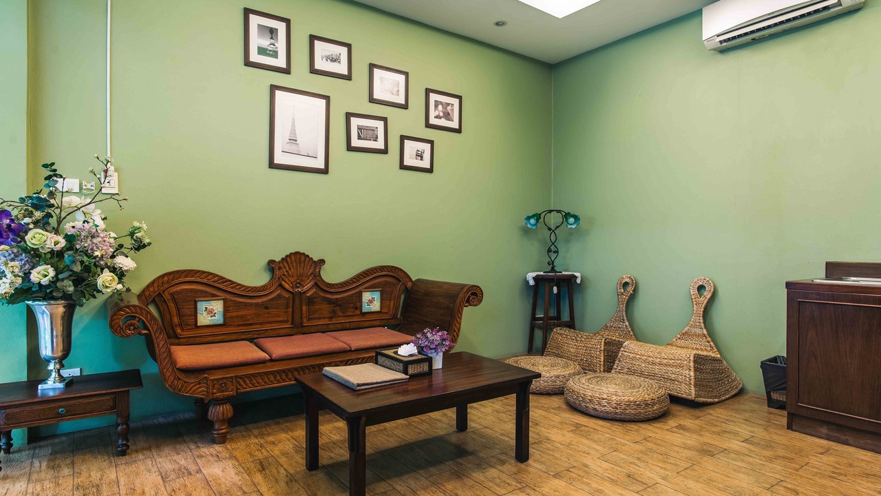 Photo of Bedroom in Wat Ratchabophit