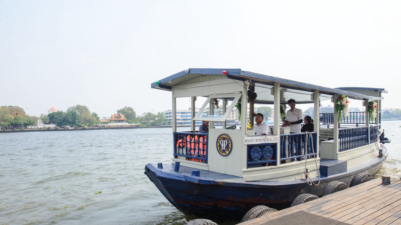 Photo of Others in Bang Yi Khan