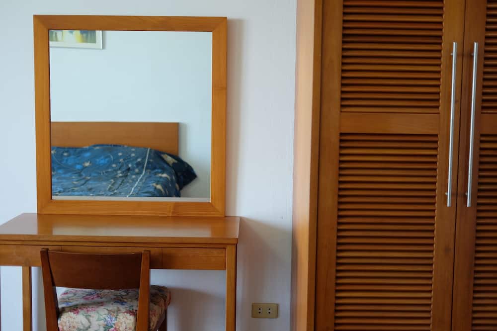 Photo of Bedroom in Tha Thaewawong