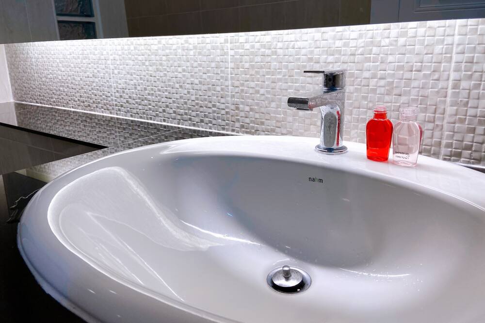 Photo of Bathroom in U Thong
