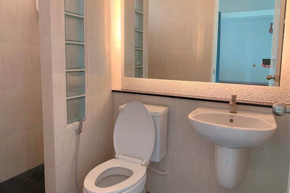 Photo of Bathroom in U Thong