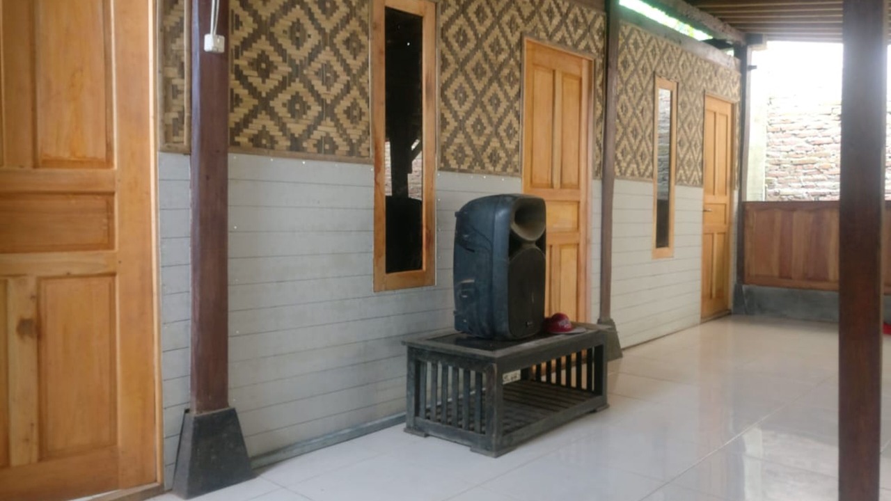Photo of Others in Muntuk