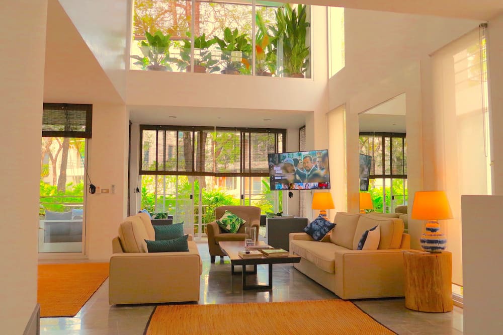 Photo of Livingroom in Chakphong