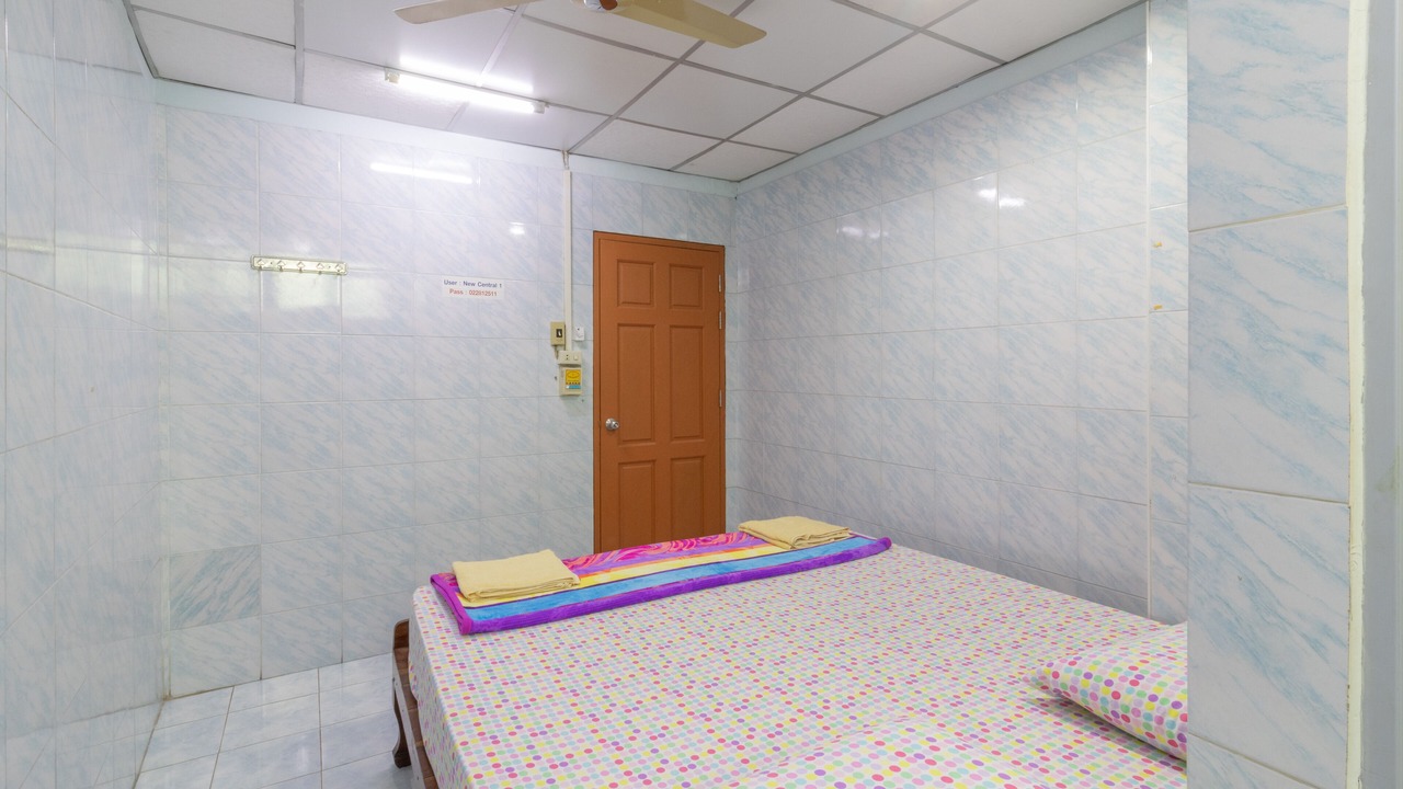 Photo of Bedroom in Wat Bowon Niwet