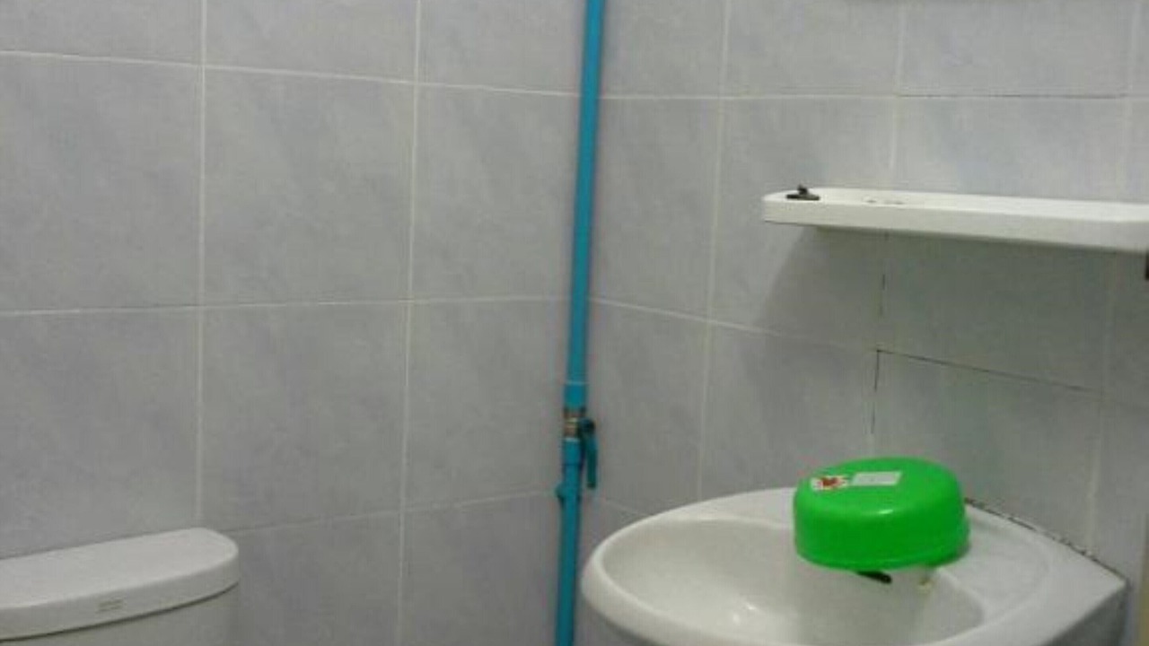 Photo of Bathroom in Wat Bowon Niwet