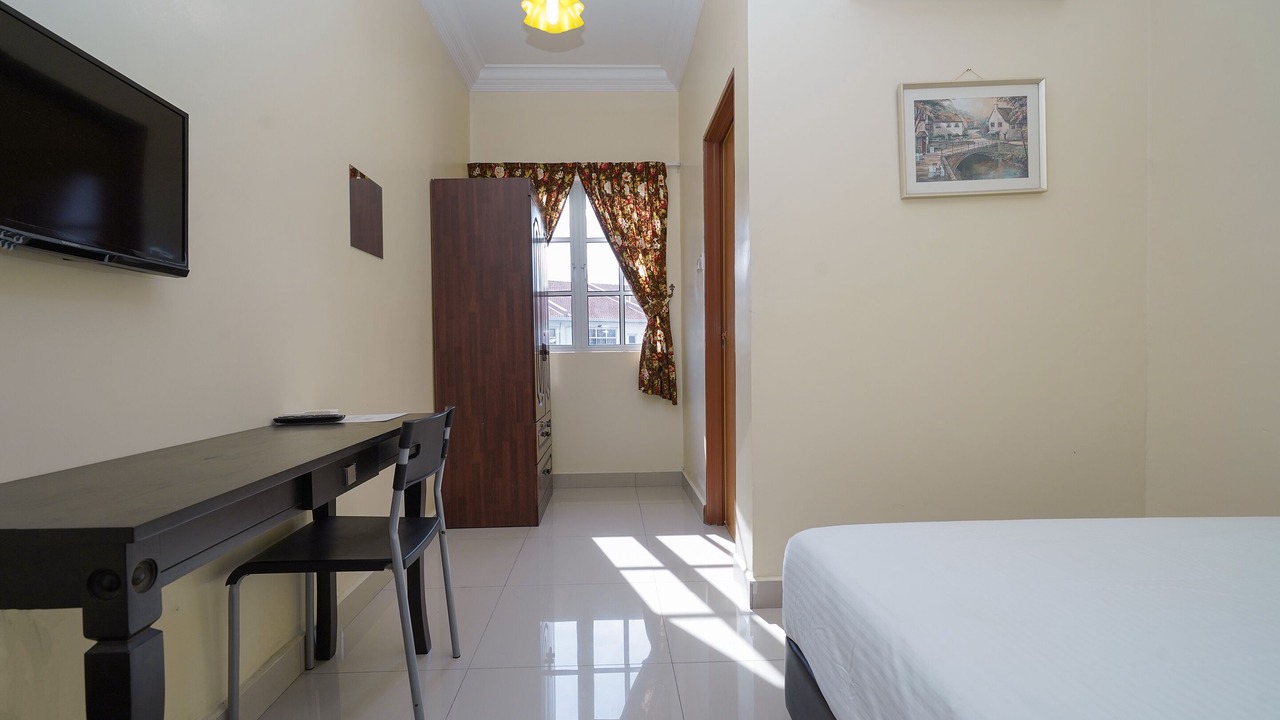 Photo of Bedroom in Kampung Tangkas