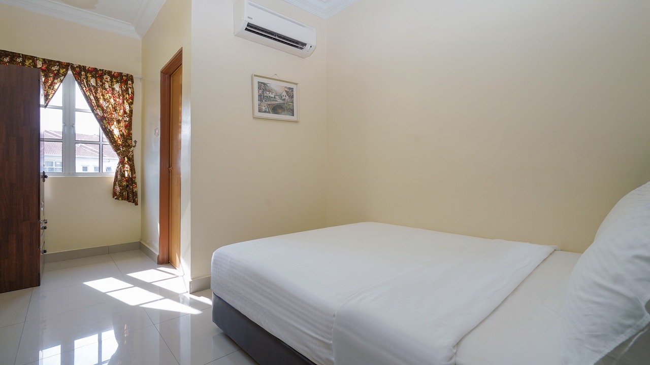 Photo of Bedroom in Kampung Tangkas