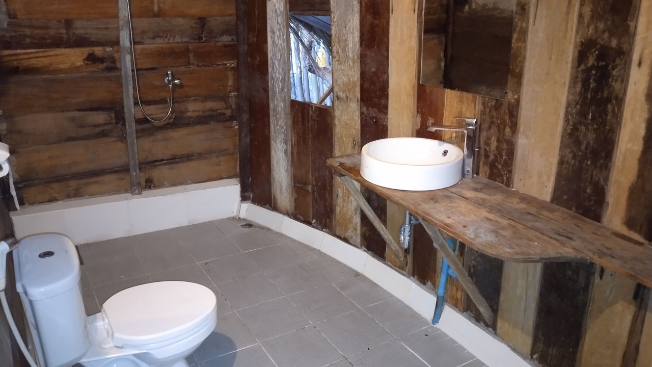 Photo of Bathroom in Koh Rong Sanloem