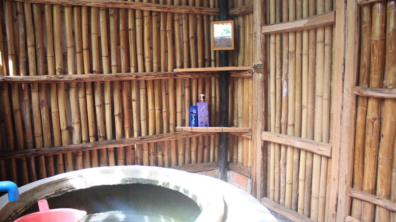 Photo of Bathroom in Aek Phnum