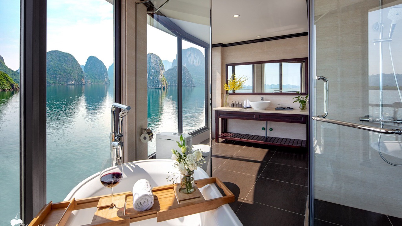 Photo of Bathroom in Ha Long