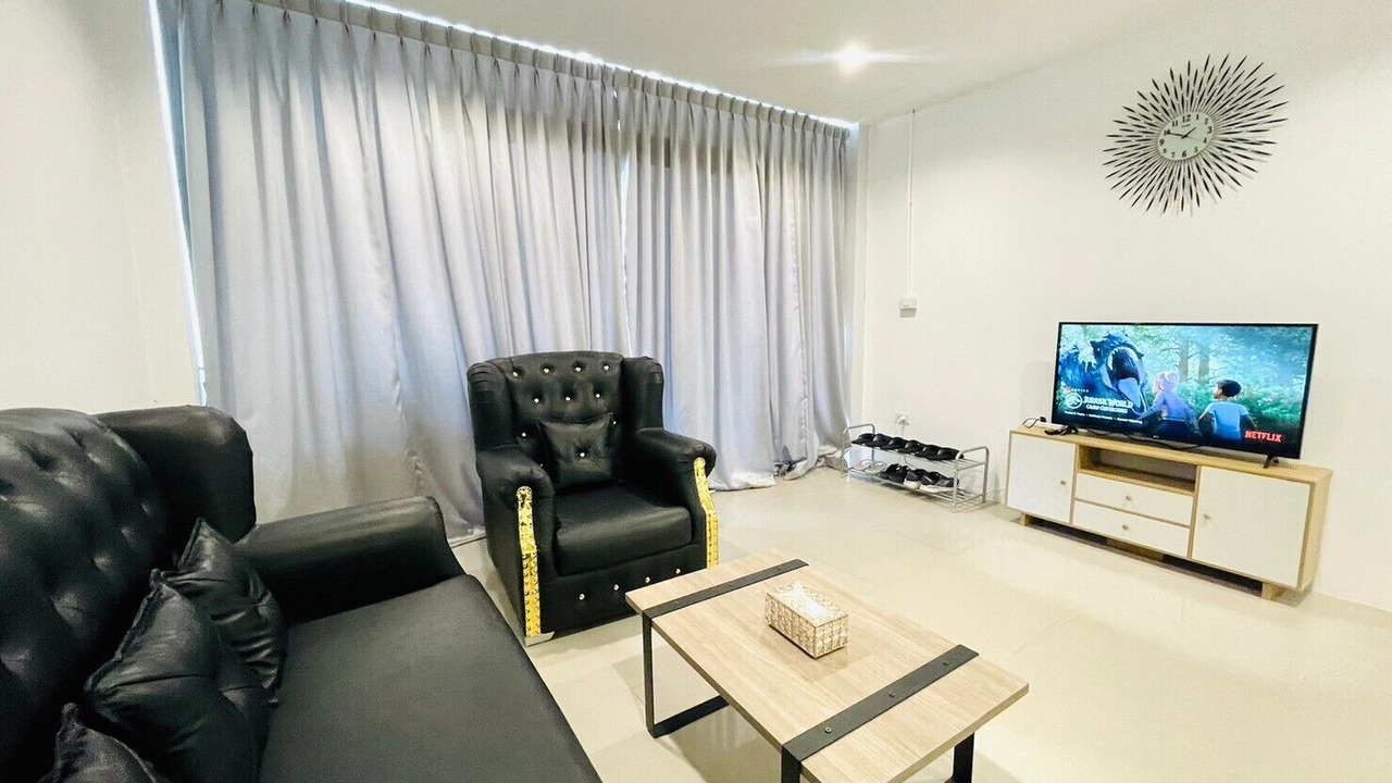 Photo of Bedroom in Haad Rin