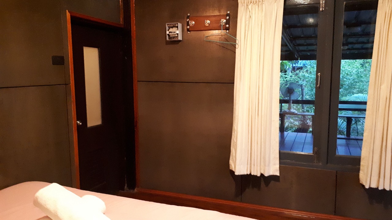 Photo of Bedroom in Amphawa