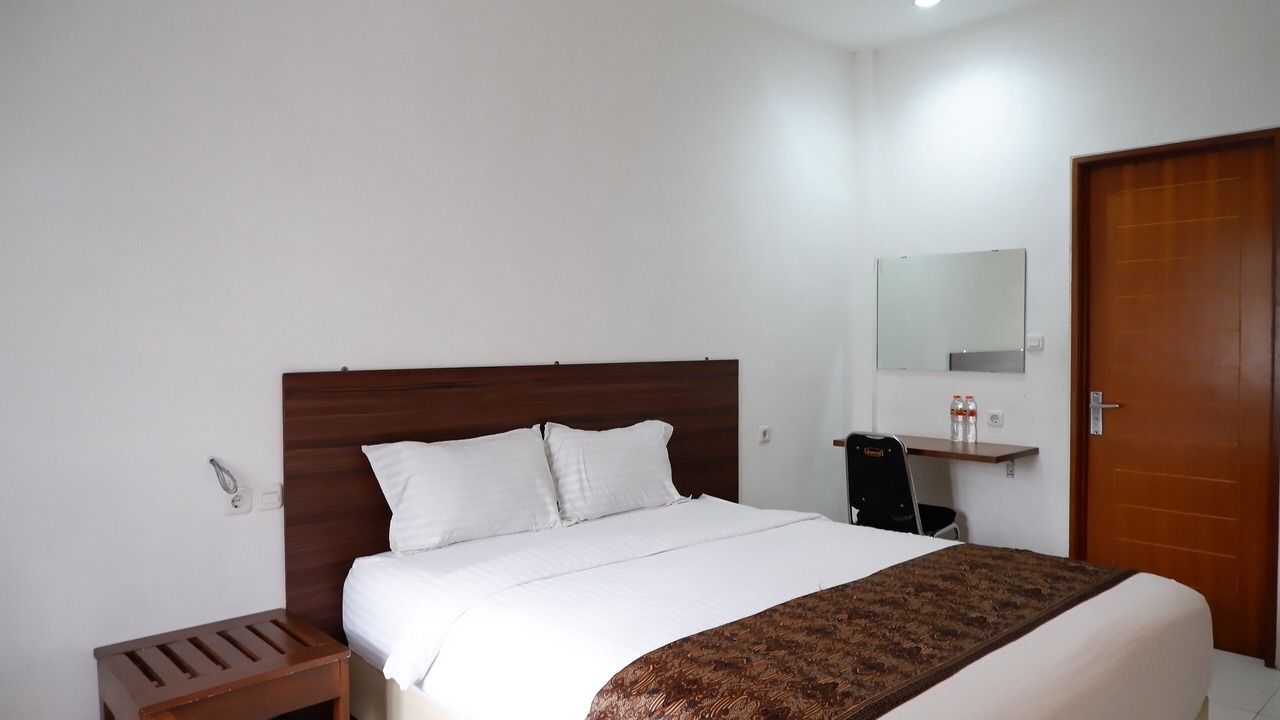 Photo of Bedroom in Jombang