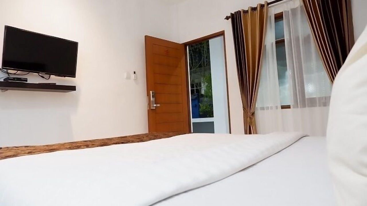 Photo of Bedroom in Jombang