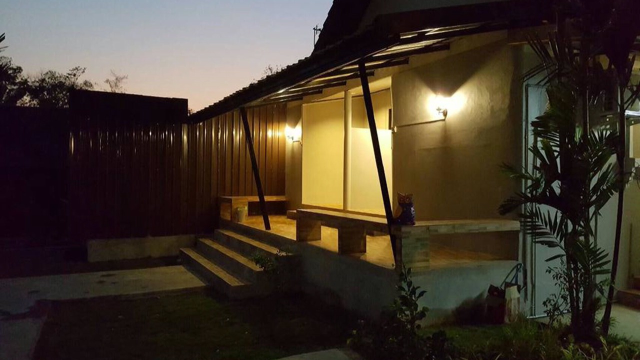 Photo of Buildings in Chaiyo