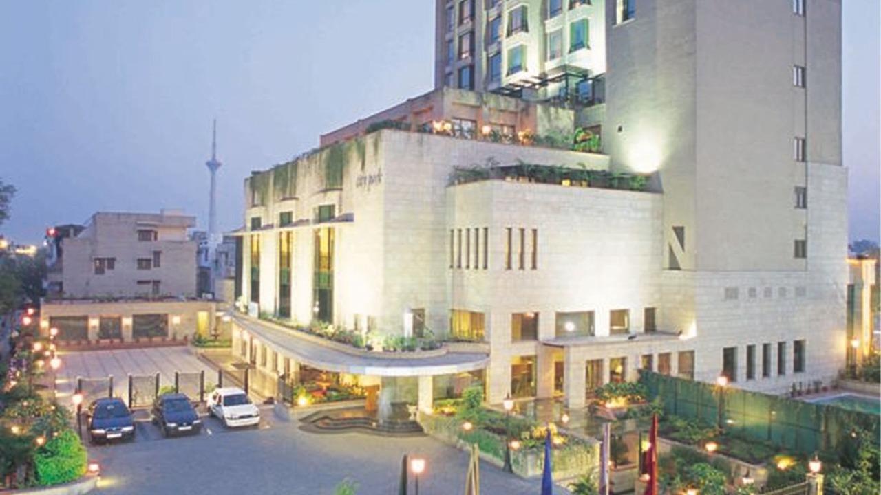 Photo of Buildings in Pitampura