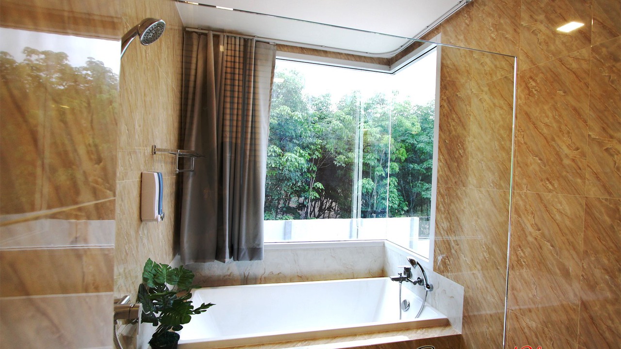 Photo of Bathroom in Pluak Daeng