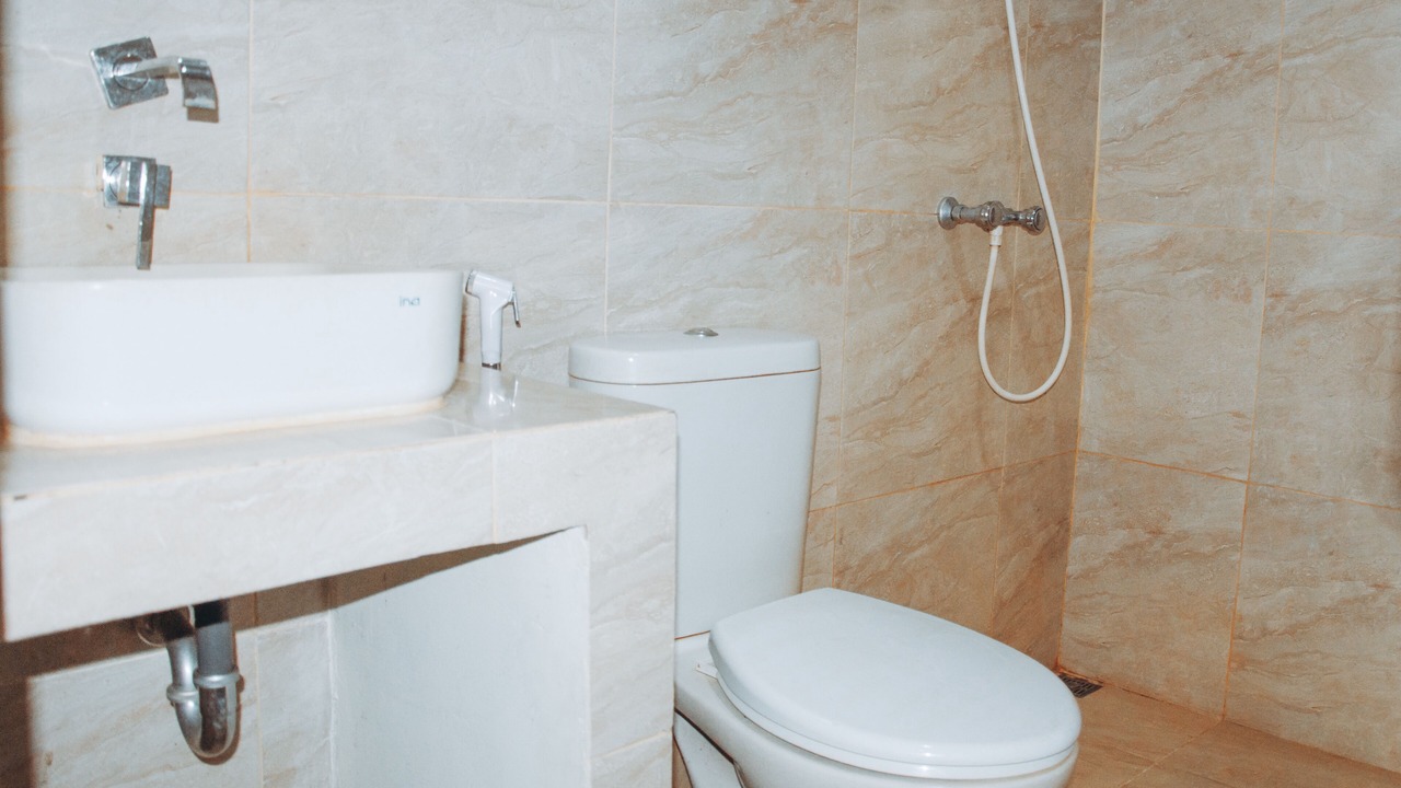 Photo of Bathroom in Dadapsari