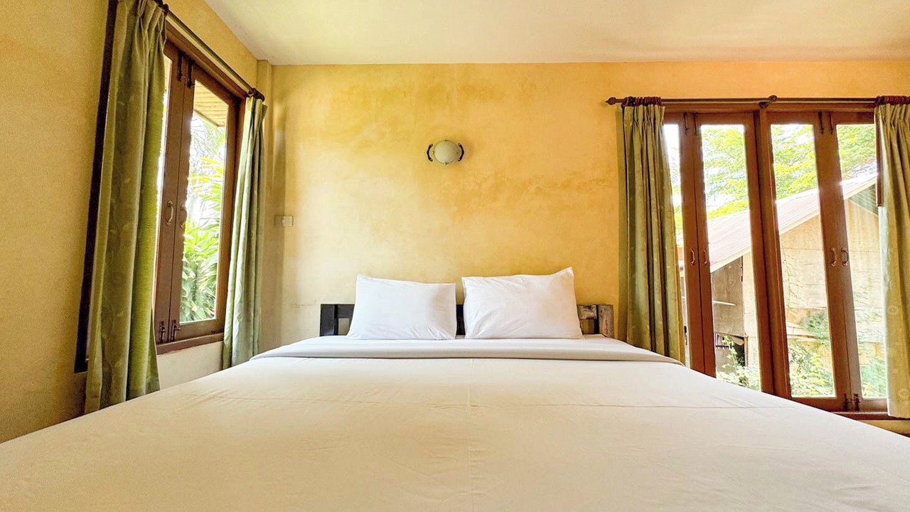 Photo of Bedroom in Pak Nam Pran