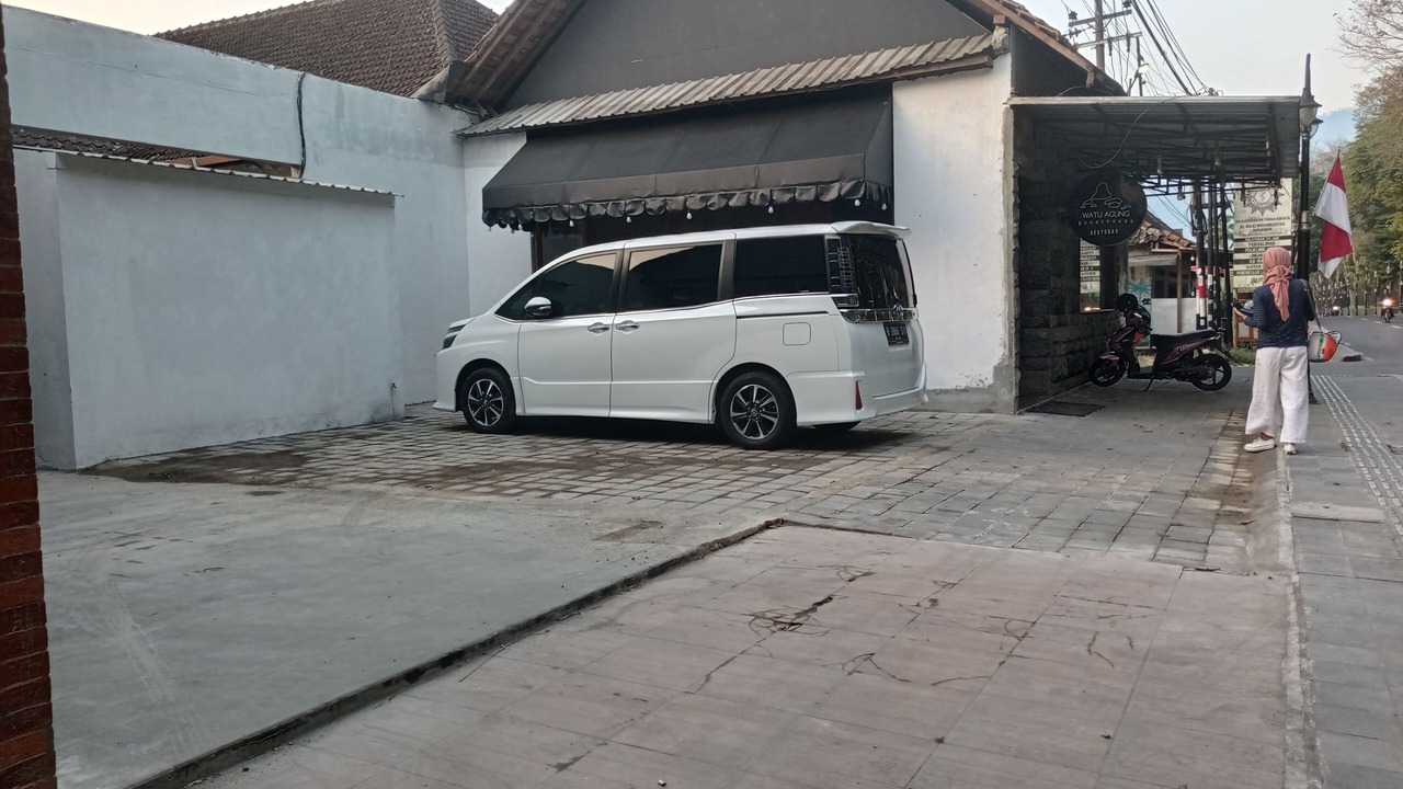 Photo of Others in Borobudur