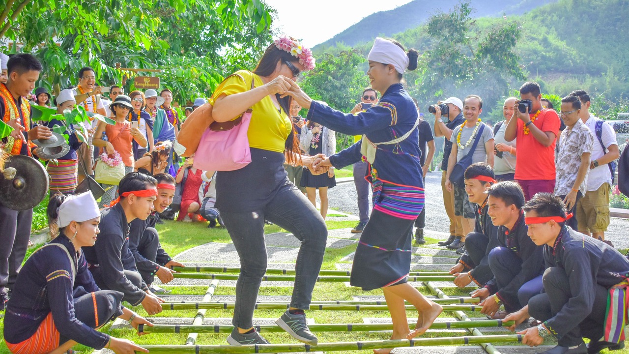 Photo of Others in Pakbeng