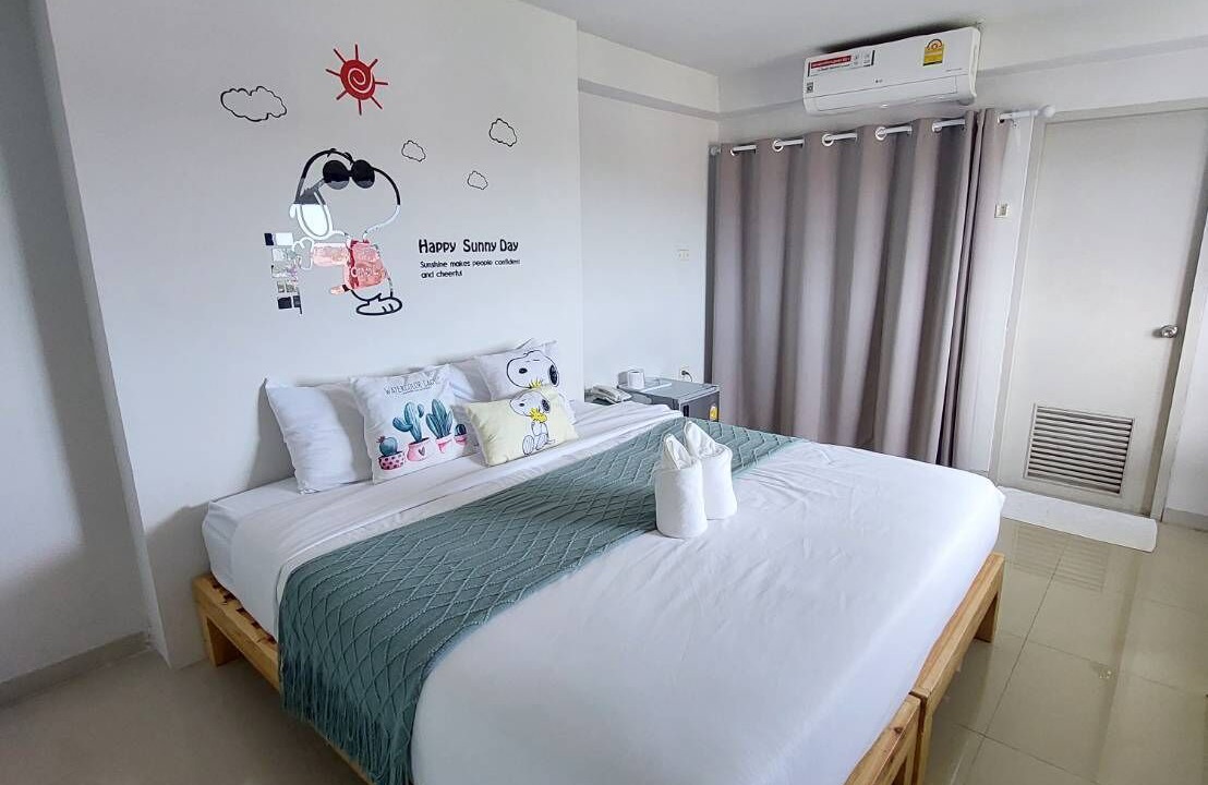 Photo of Bedroom in Khanna Yao
