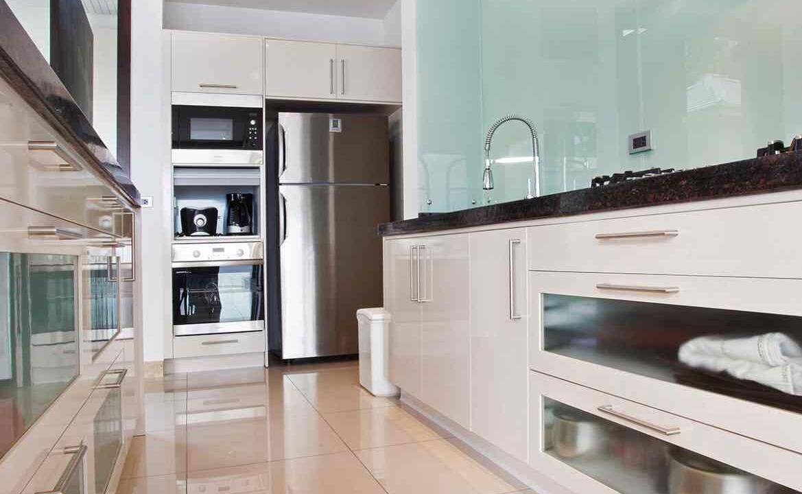 Photo of Kitchen in Laem Set