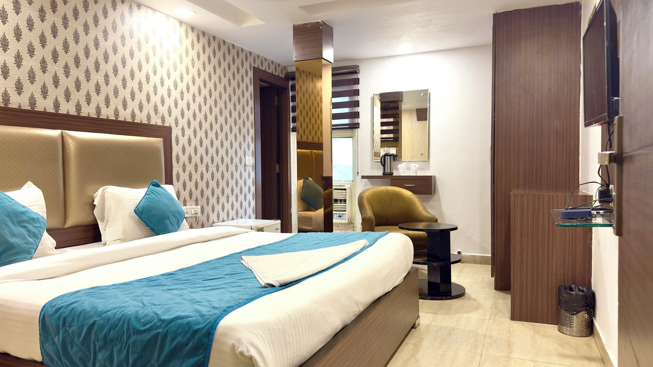 Photo of Bedroom in Karol Bagh