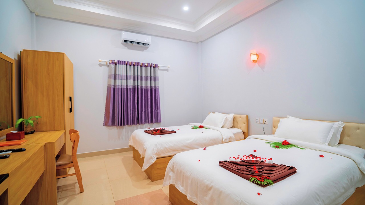 Photo of Bedroom in Thmei Commune