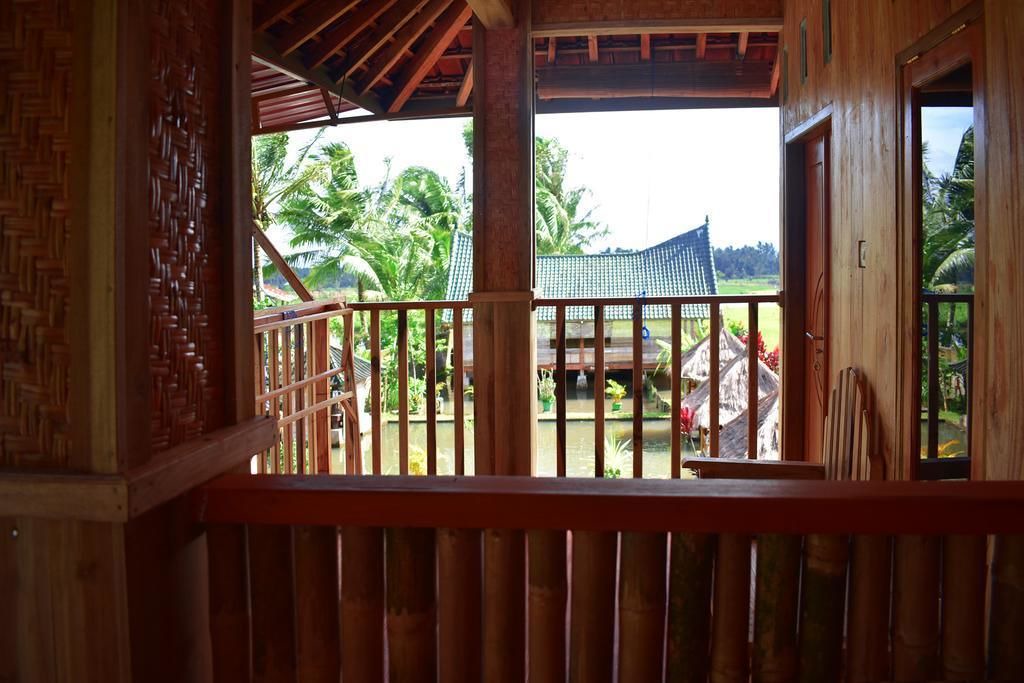 Photo of Patio Balcony in Kecamatan Pringgasela