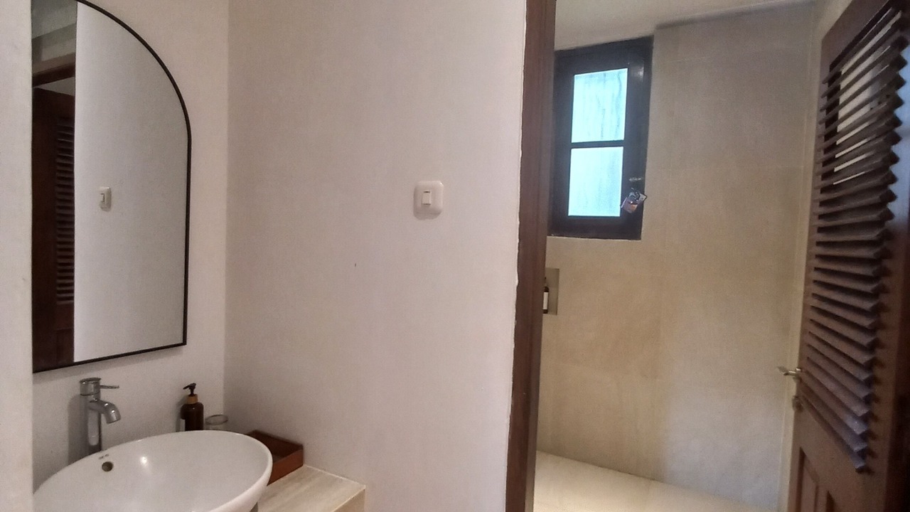 Photo of Bathroom in Colomadu
