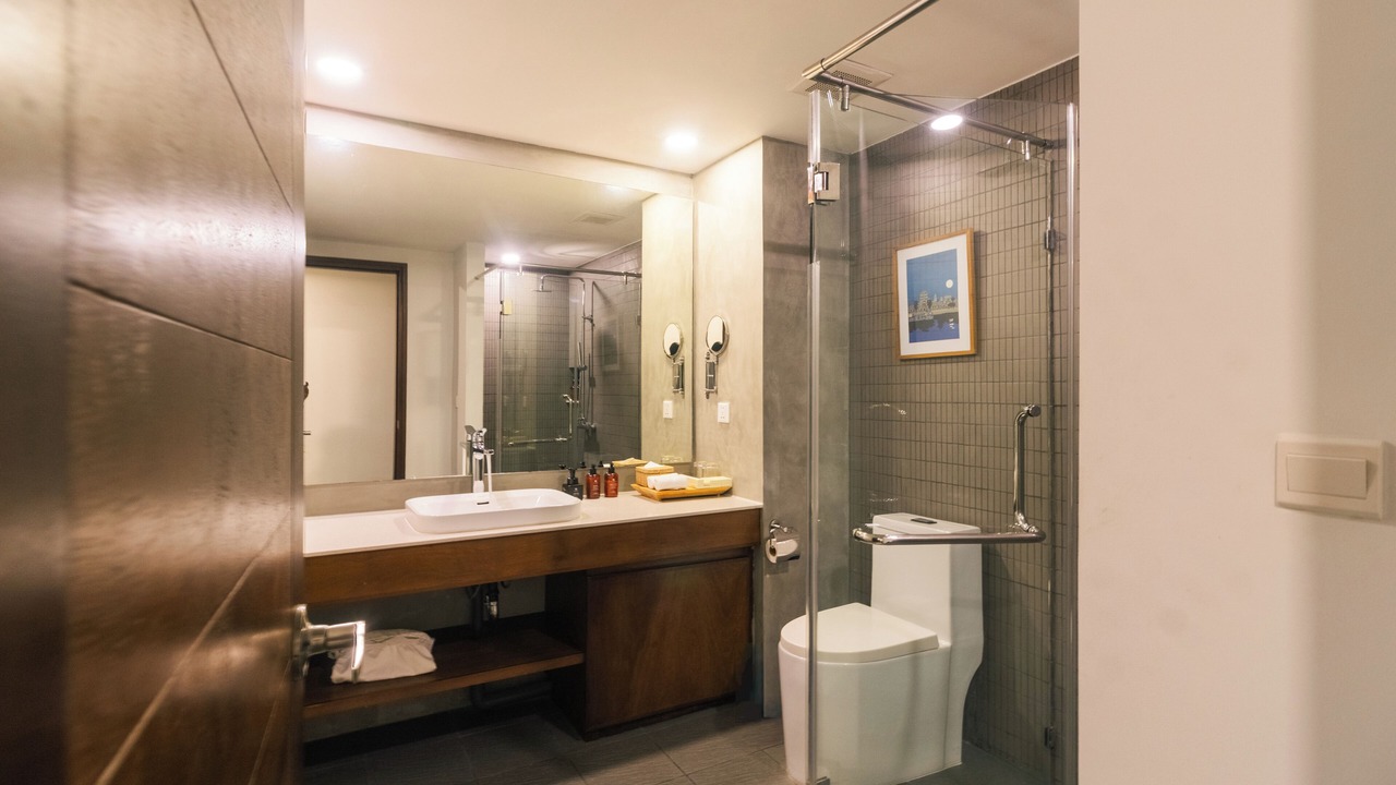 Photo of Bathroom in Daun Penh