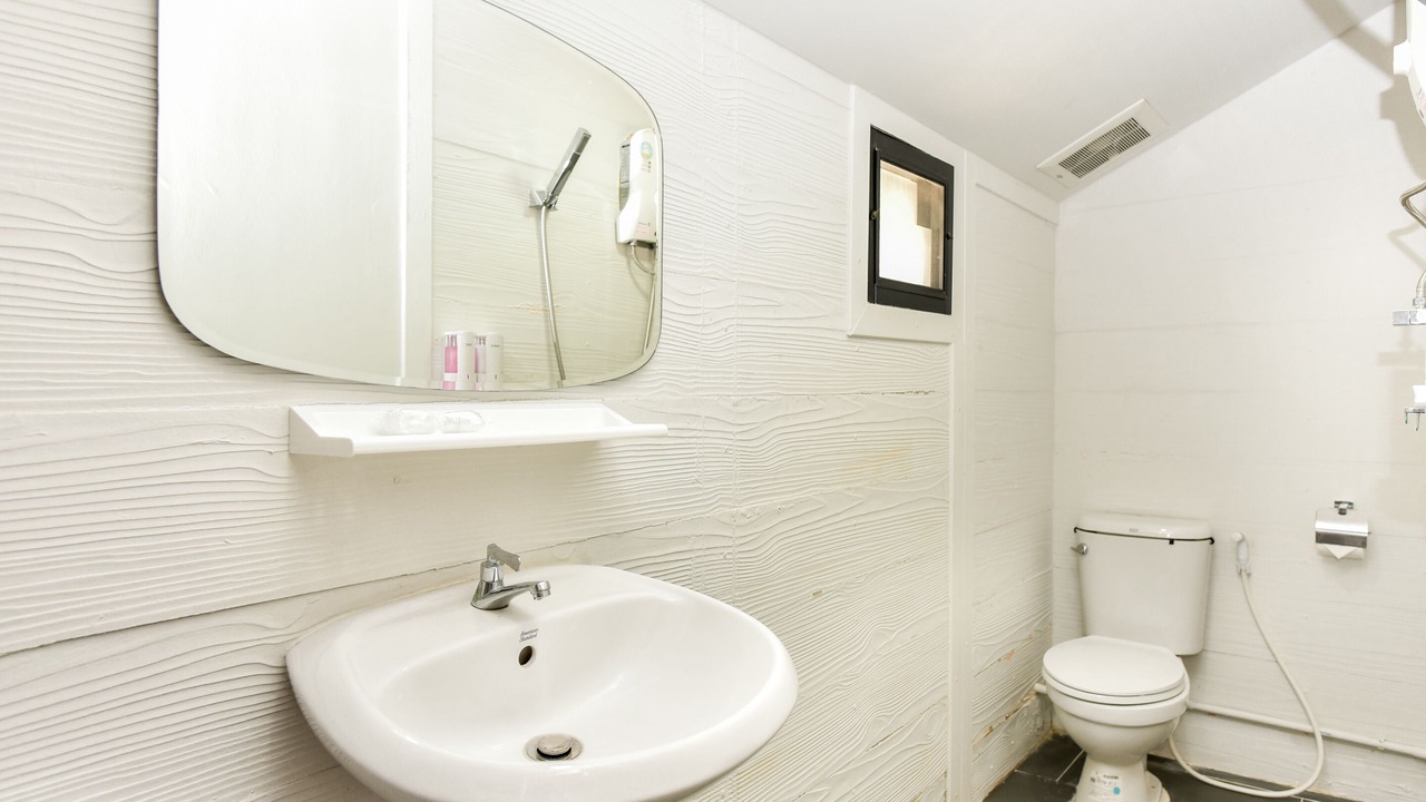 Photo of Bathroom in Kaeng Krachan