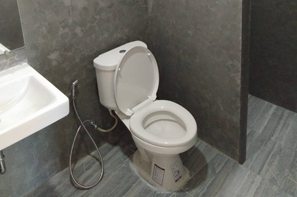 Photo of Bathroom in Pong Ta Long