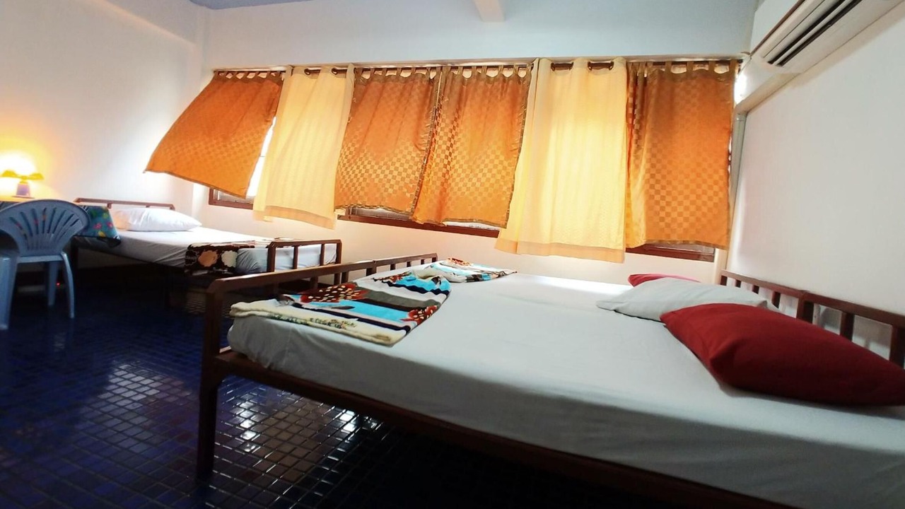 Photo of Bedroom in Wat Bowon Niwet
