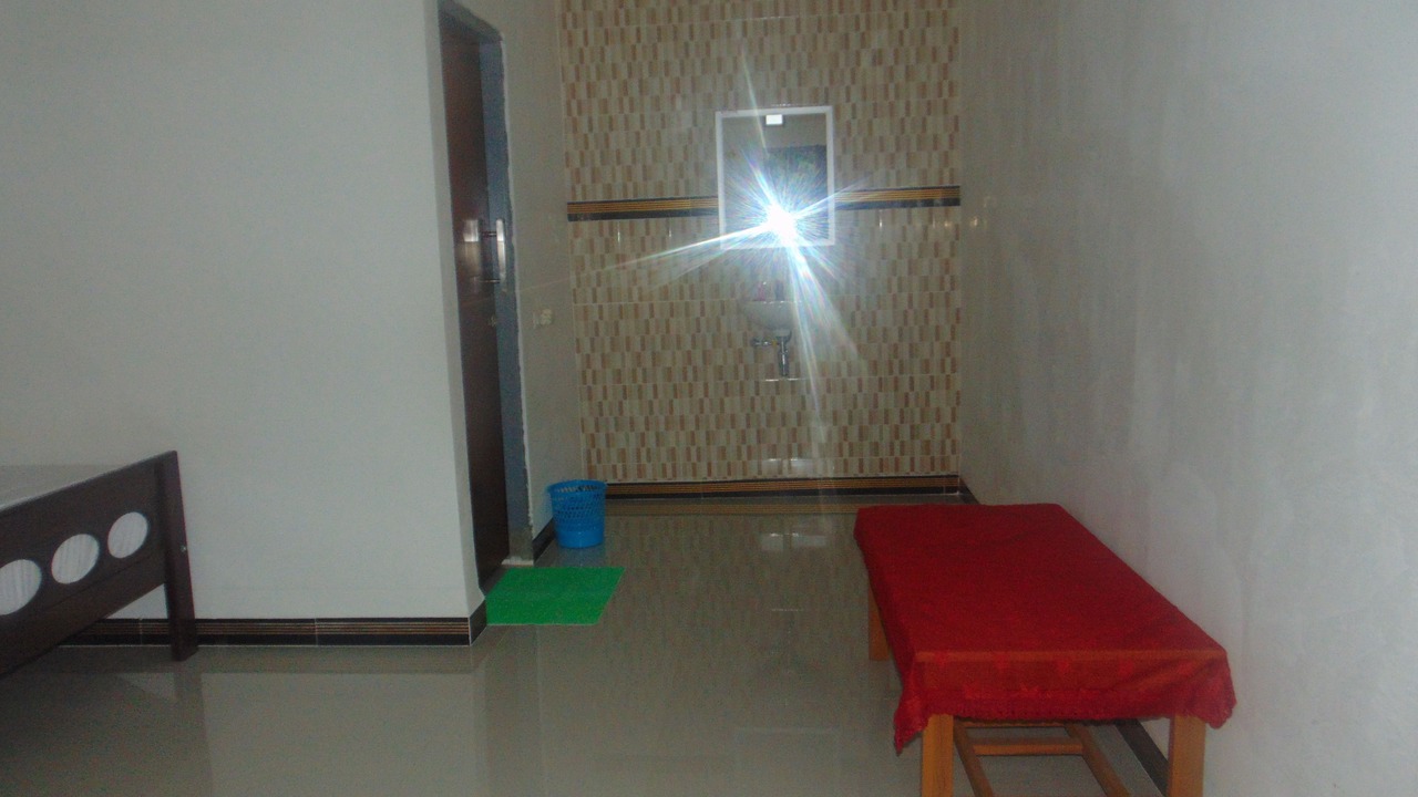 Photo of Others in Moni