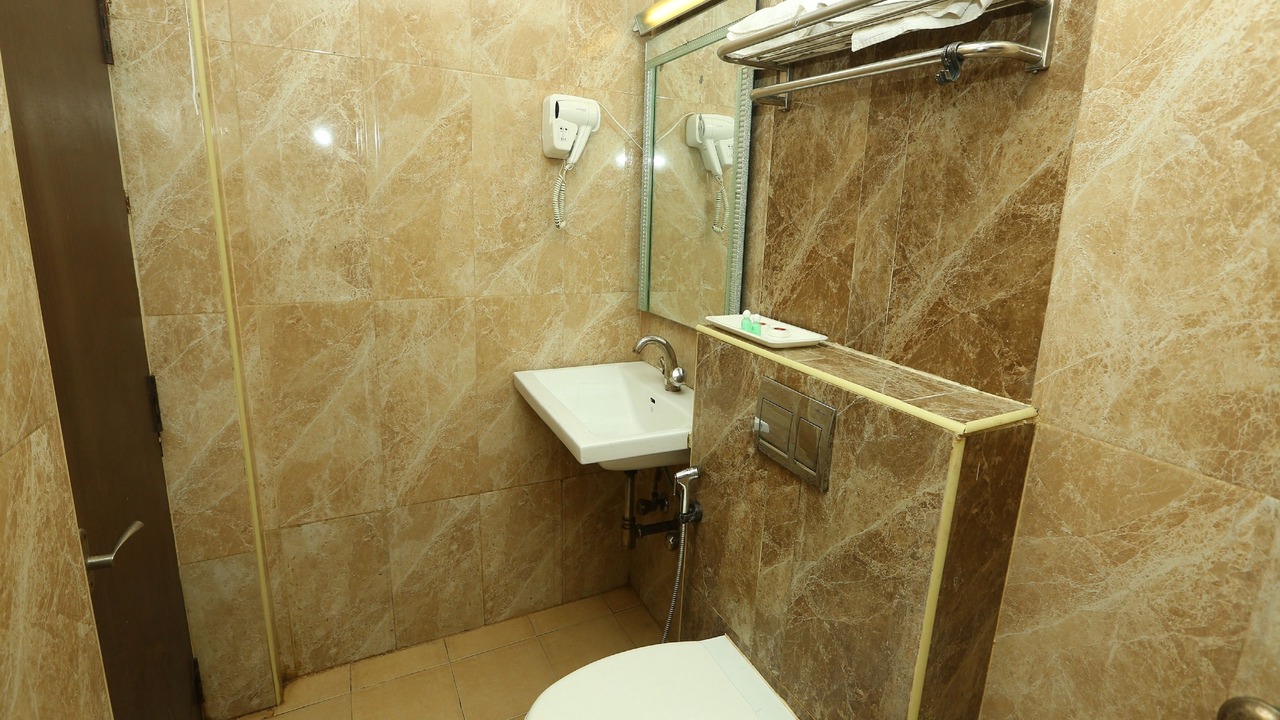 Photo of Bathroom in Vadapalani