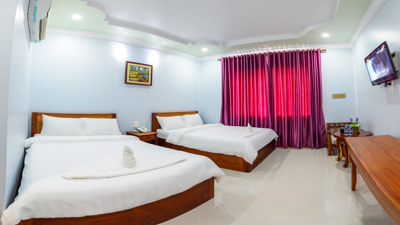 Photo of Bedroom in Moung Ruessei