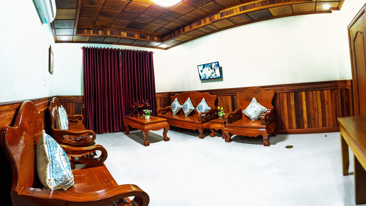 Photo of Bedroom in Moung Ruessei