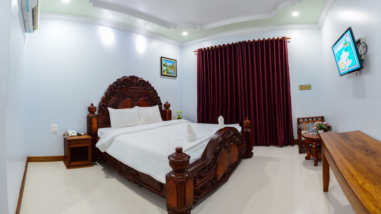 Photo of Bedroom in Moung Ruessei