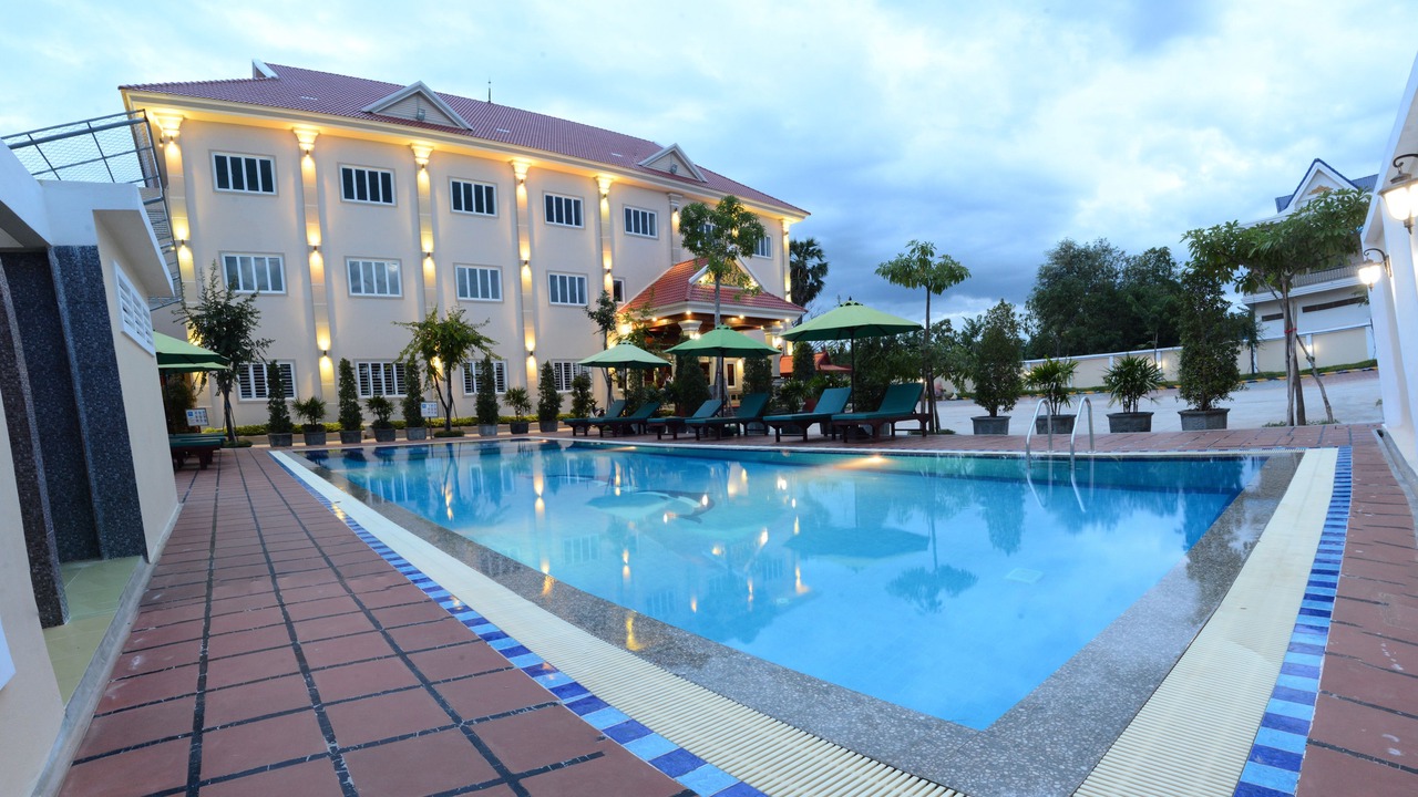 Photo of Outdoor in Moung Ruessei