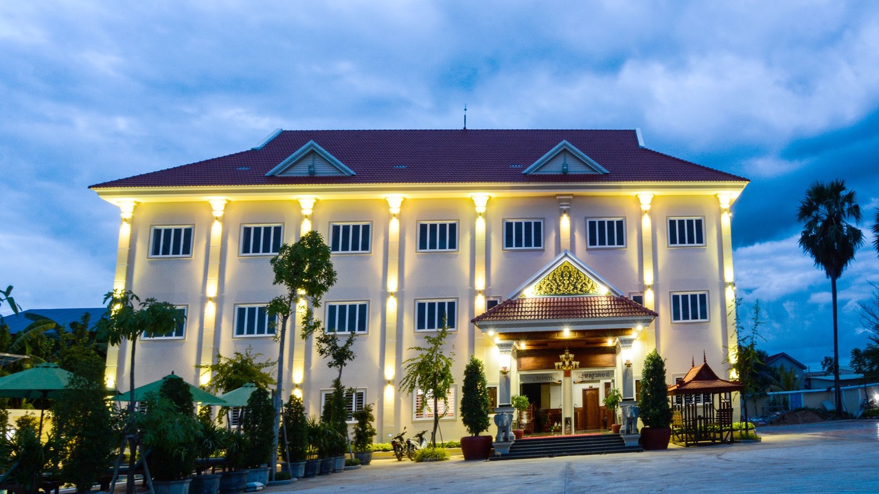 Photo of Outdoor in Moung Ruessei