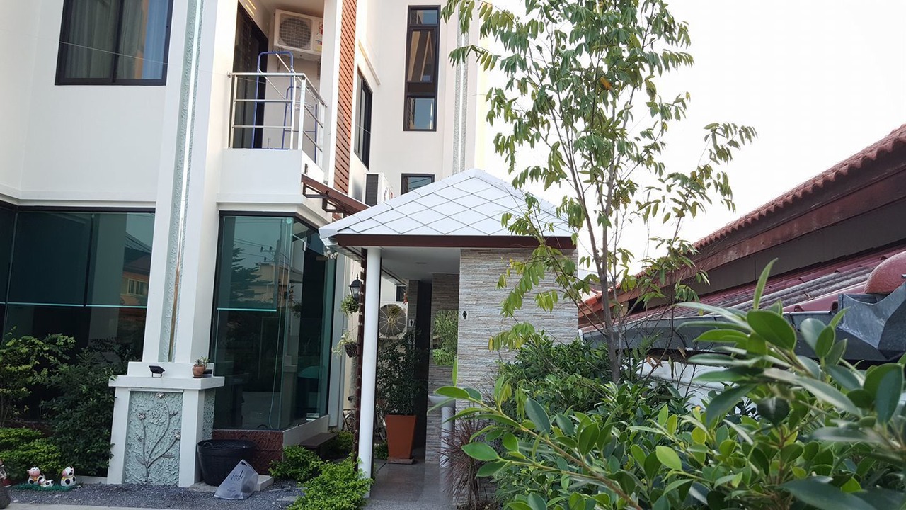 Photo of Outdoor in Lop Buri