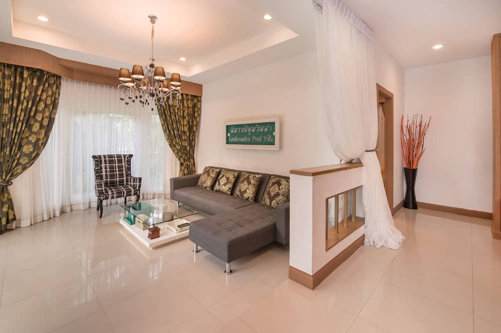 Photo of Livingroom in Bang Sare