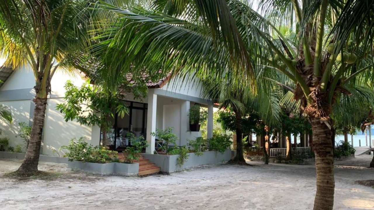 Photo of Buildings in Koh Rong Sanloem
